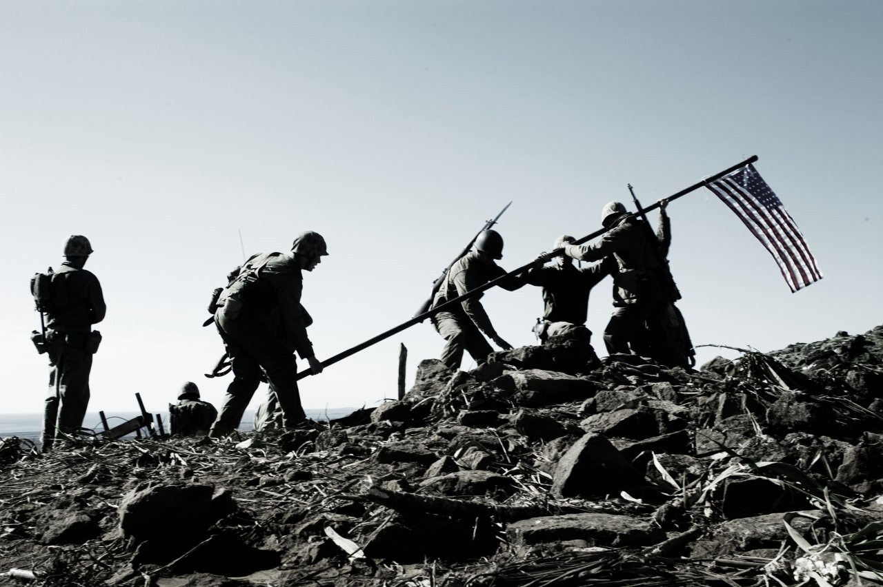 [05/06/2007] Das Bild der Soldaten, die die US-Flagge hissen, ging um die Welt.