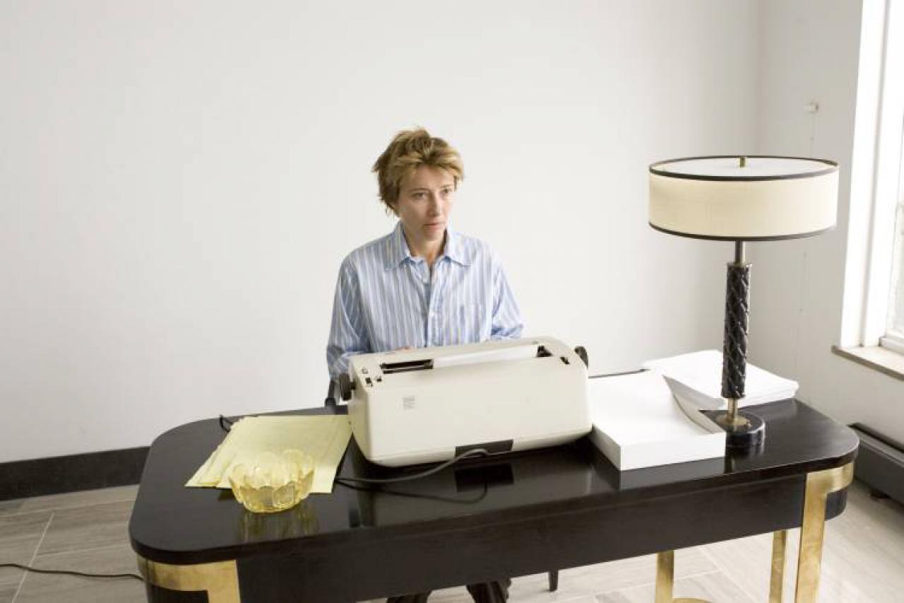 [14/06/2007] Schriftstellerin Karren (Emma Thompson) plant ihren Helden Harold sterben zu lassen.