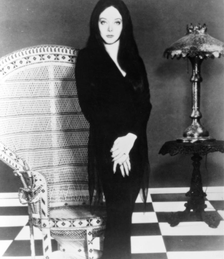 [04/07/2007] Die morbide Schönheit Morticia (Carolyn Jones).
