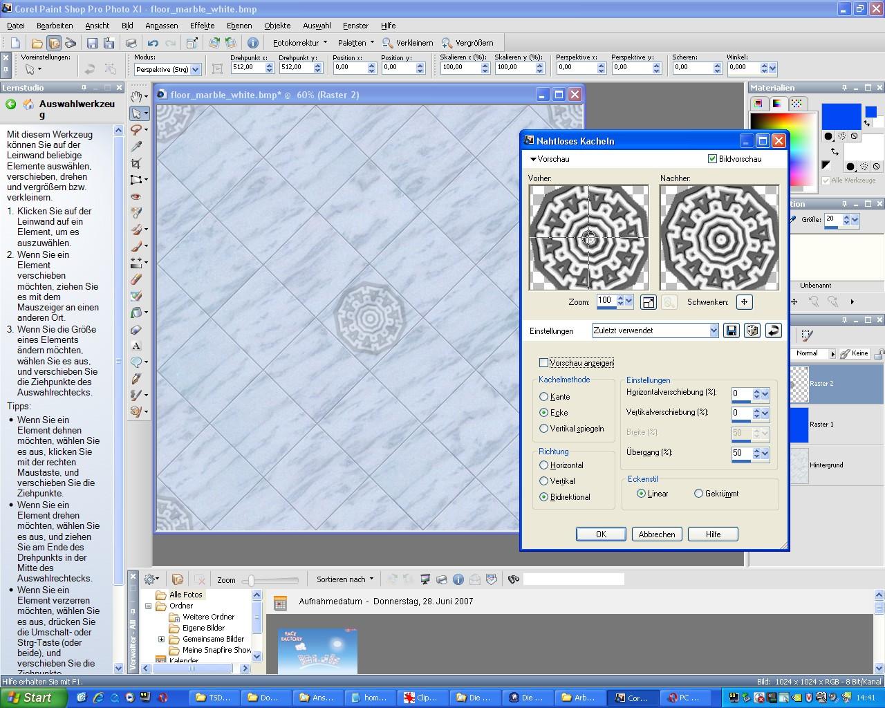 [16/08/2007] Schritt 4 Öffnen Sie die Datei mit einem Bildbearbeitungsprogramm (hier: Paint Shop Pro). Wir nehmen die PC-Games-Raute als Vorlage, jagen sie durch ein Kaleidoskop und bekommen so ein sternartiges Muster. Praktisch: Unter „Bildeffekte“ finden Sie „Nahtloses Kacheln“, wodurch das Muster korrekt an den Seiten abschließt.