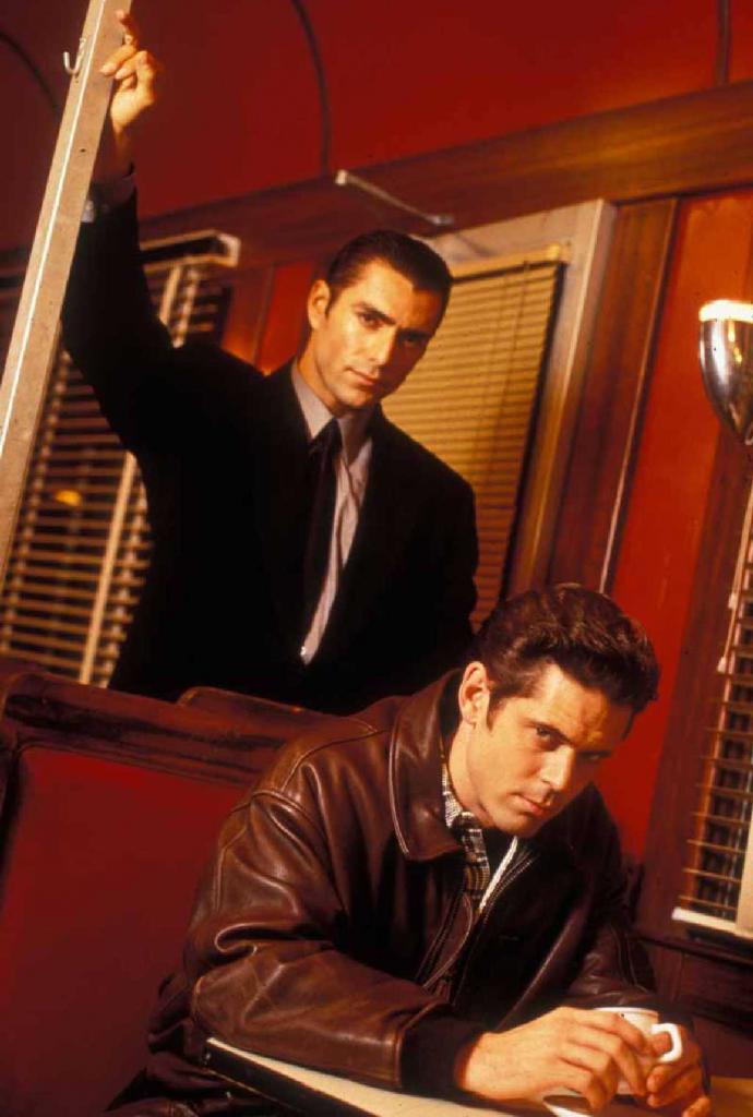 [13/01/2008] C. Thomas Howell ermittelt als Detectiv Frank Kohanek.
