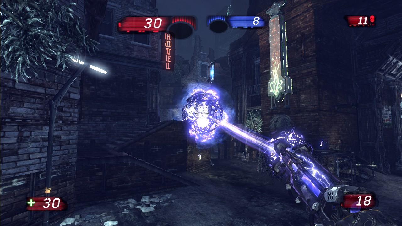 [11/01/2008] Die strahlendste Waffe - In dieser Kategorie geht die Auszeichnung an eine der futuristischen Unreal Tournament Wummen. Und wenn man an die UT-Spiele denkt, denkt man natürlich an die ASMD Shock Rifle. Das Strahlen- beziehungsweise Lasergewehr gehört definitiv zu den beliebtesten Waffen der Reihe und darüber hinaus.