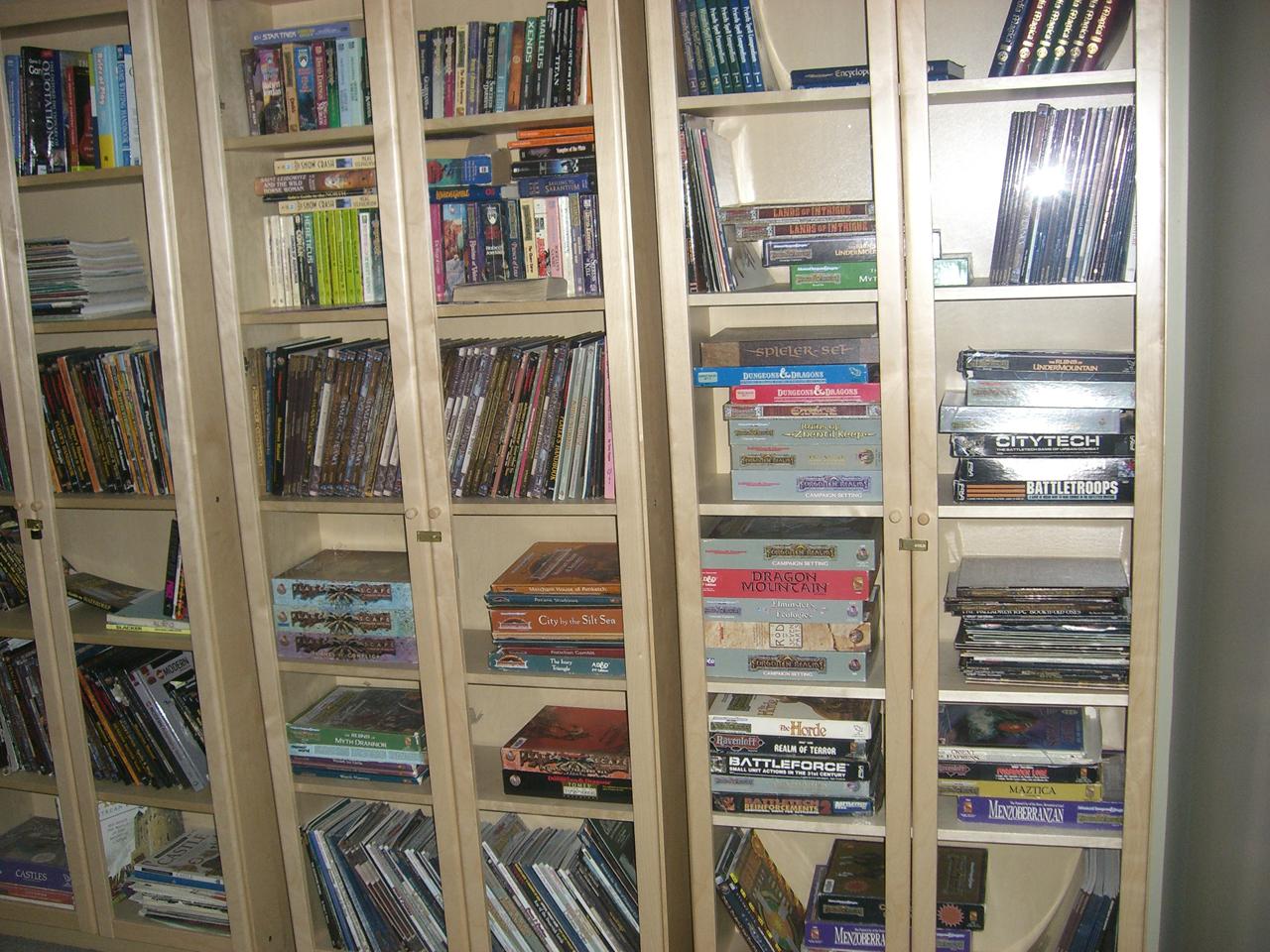 [20/03/2008] Die Bibliothek zum Thema Dungeons&Dragons.