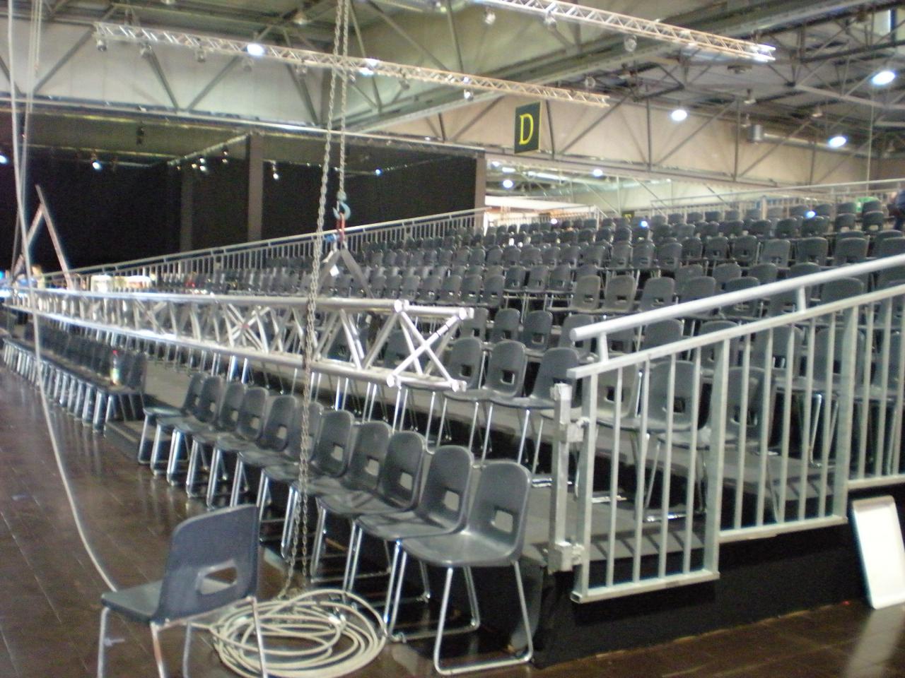 [18/08/2008] Noch sind die Tribünen leer, doch die Turniere im Rahmen der World Cyber Games werden in den nächsten Tagen Tausende Schaulustige anlocken.