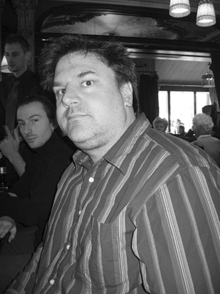 [24/09/2008] Ron Gilbert ist eine wahre Designer-Legende. Er schuf Adventure-Meilensteine wie Maniac Mansion und Monkey Island, die unverkennbar seinen Stempel tragen. Sein aktuelles Projekt: Deathspank, das am 26. Oktober erschien.