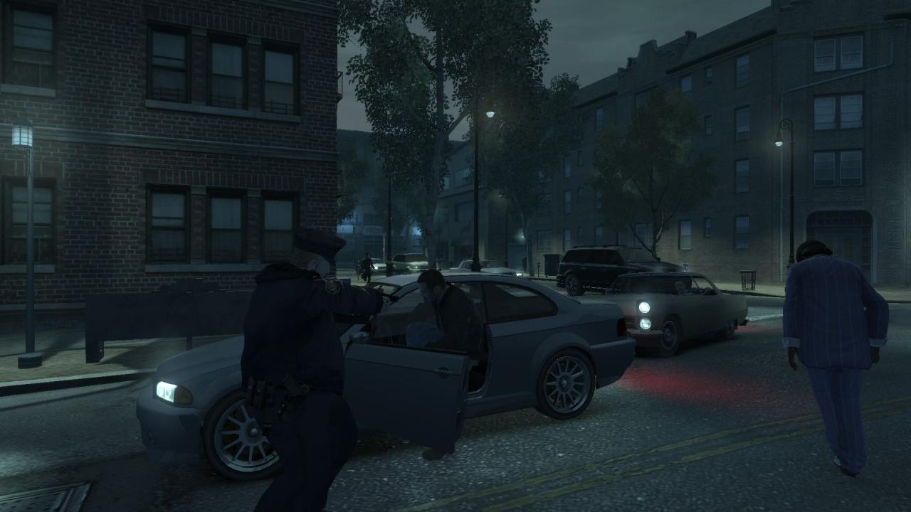 [01/12/2008] Wie in GTA üblich, klauen Sie sich Ihren fahrbaren Untersatz einfach. Das sieht die Polizei natürlich gar nicht gerne.