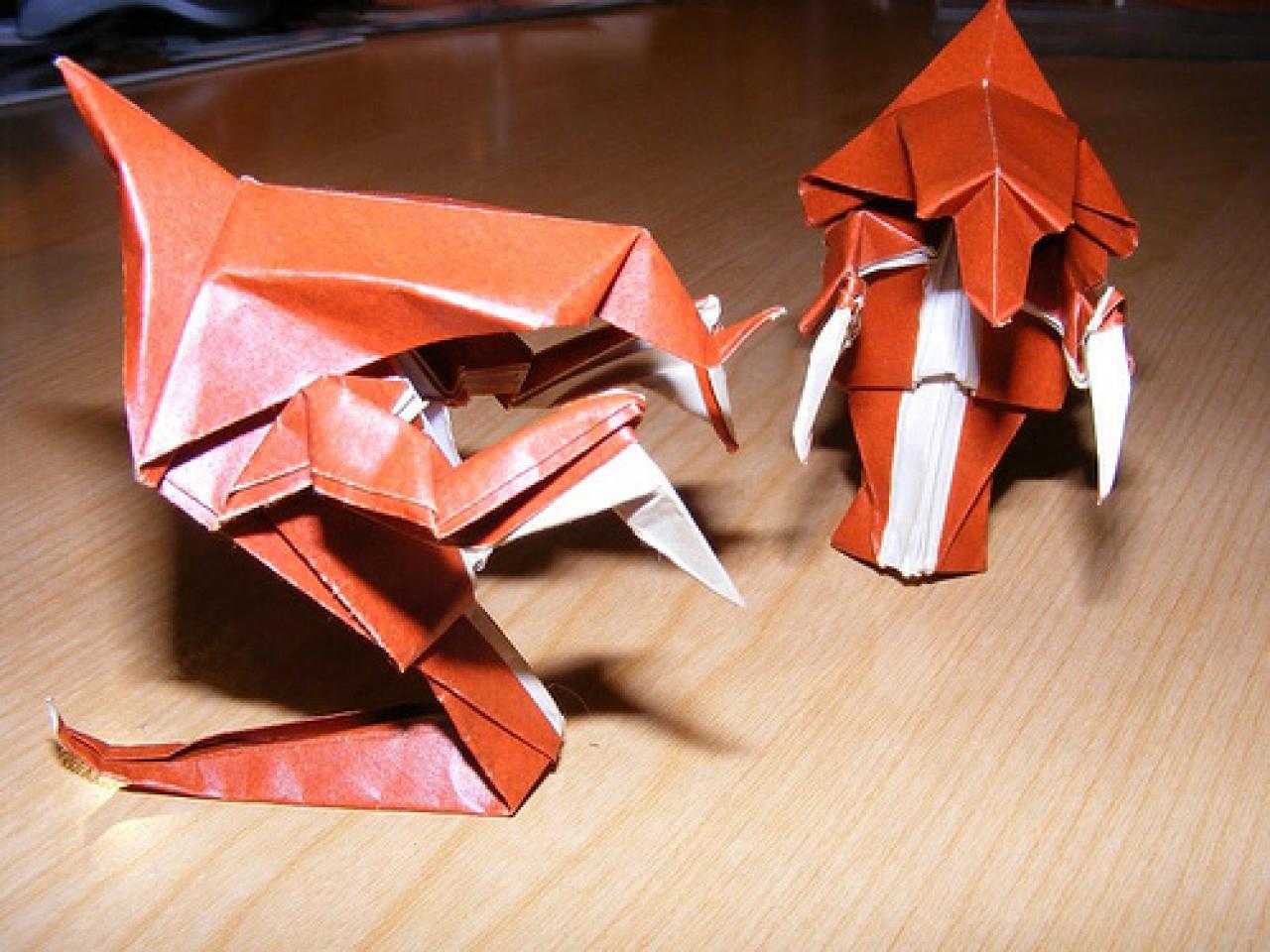 [12/06/2009] Starcraft-Figuren mit Origami-Technik gefaltet (10)