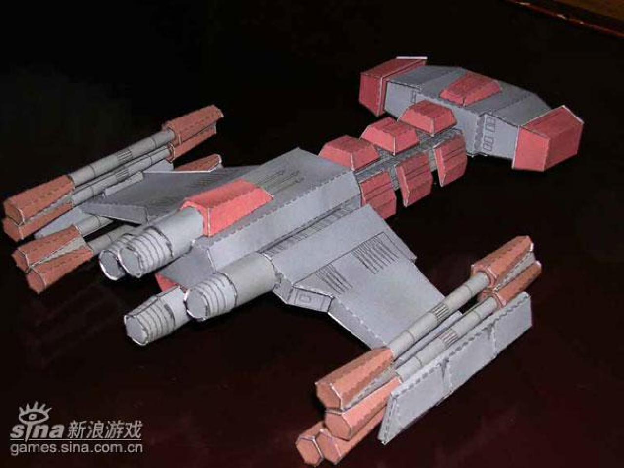 [12/06/2009] Starcraft-Modelle, komplett aus Papier (11)