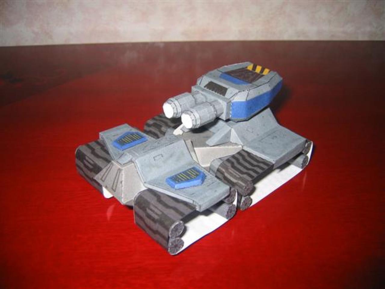 [12/06/2009] Starcraft-Modelle, komplett aus Papier (21)