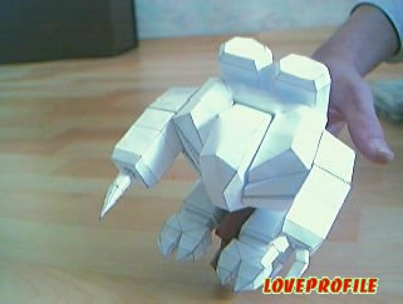 [12/06/2009] Starcraft-Modelle, komplett aus Papier (26)