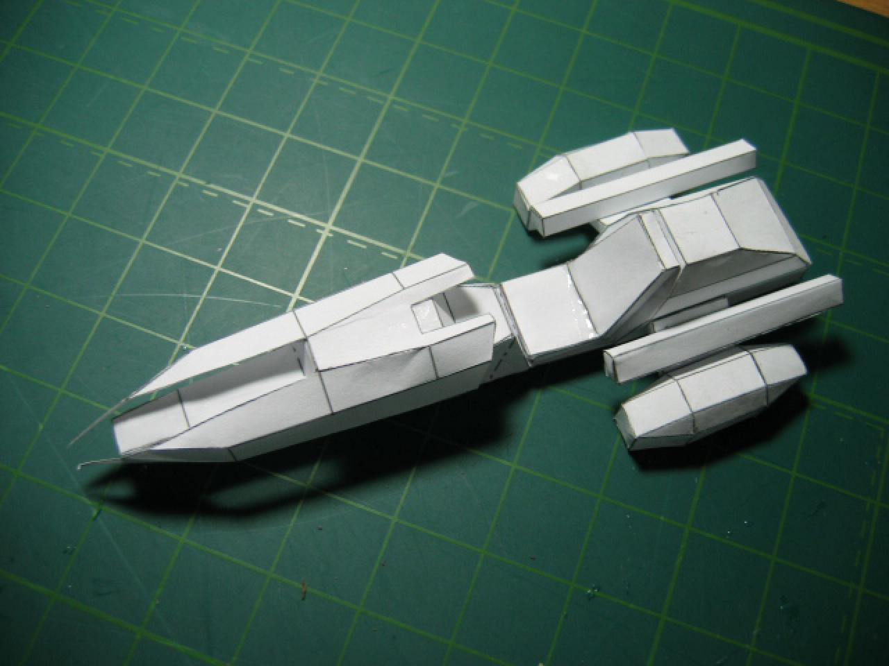 [12/06/2009] Starcraft-Modelle, komplett aus Papier (33)