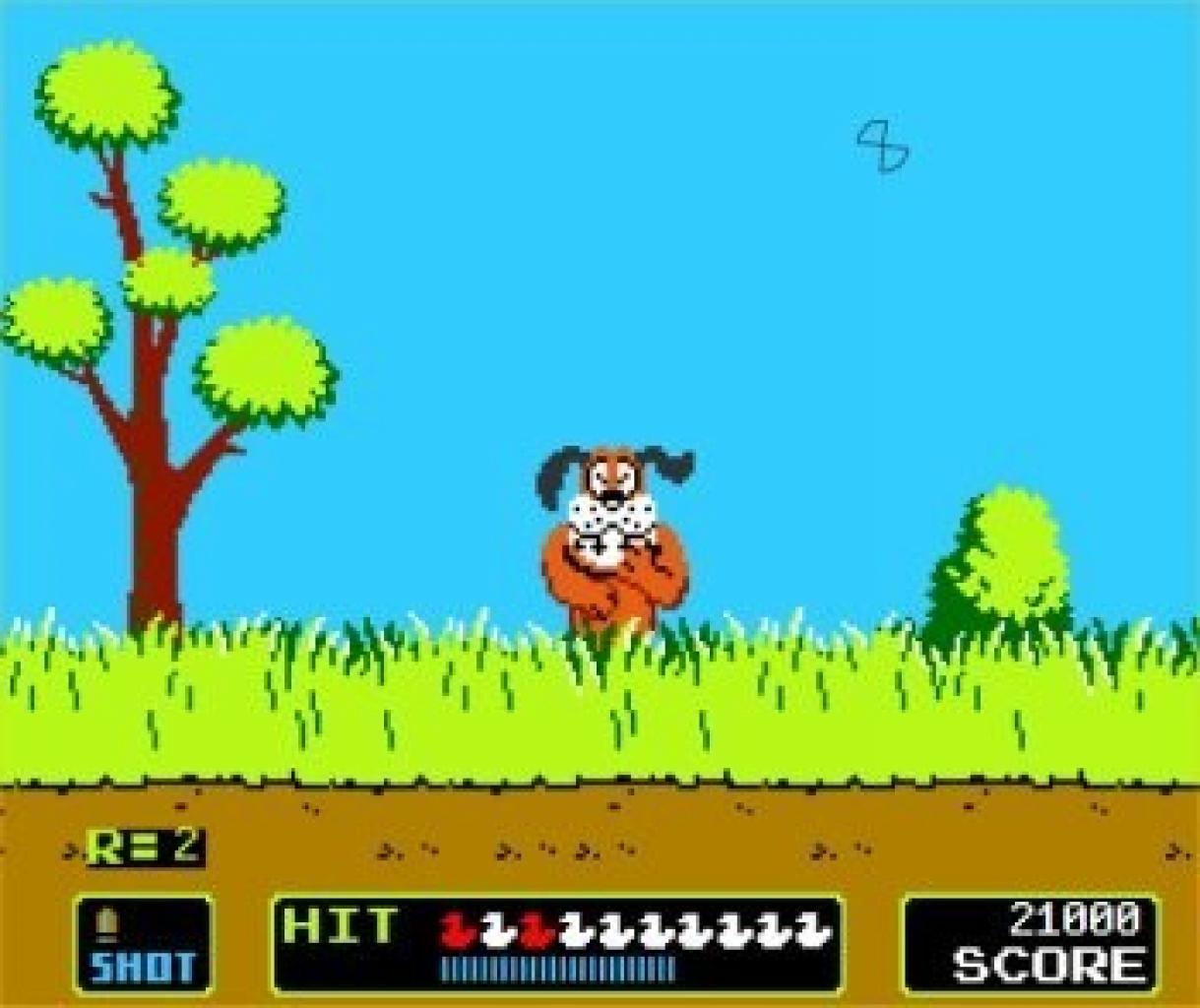 [24/07/2009] Duck Hunt Dog hat es sich zur Aufgabe gemacht, uns die Jagd zu erschweren. Nicht nur belebt er angeschossene Enten wieder und lenkt uns mit seinem plötzlichen Auftauchen immer wieder ab, sondern lacht uns sogar noch aus. Erschießen durften wir ihn dennoch nicht. 