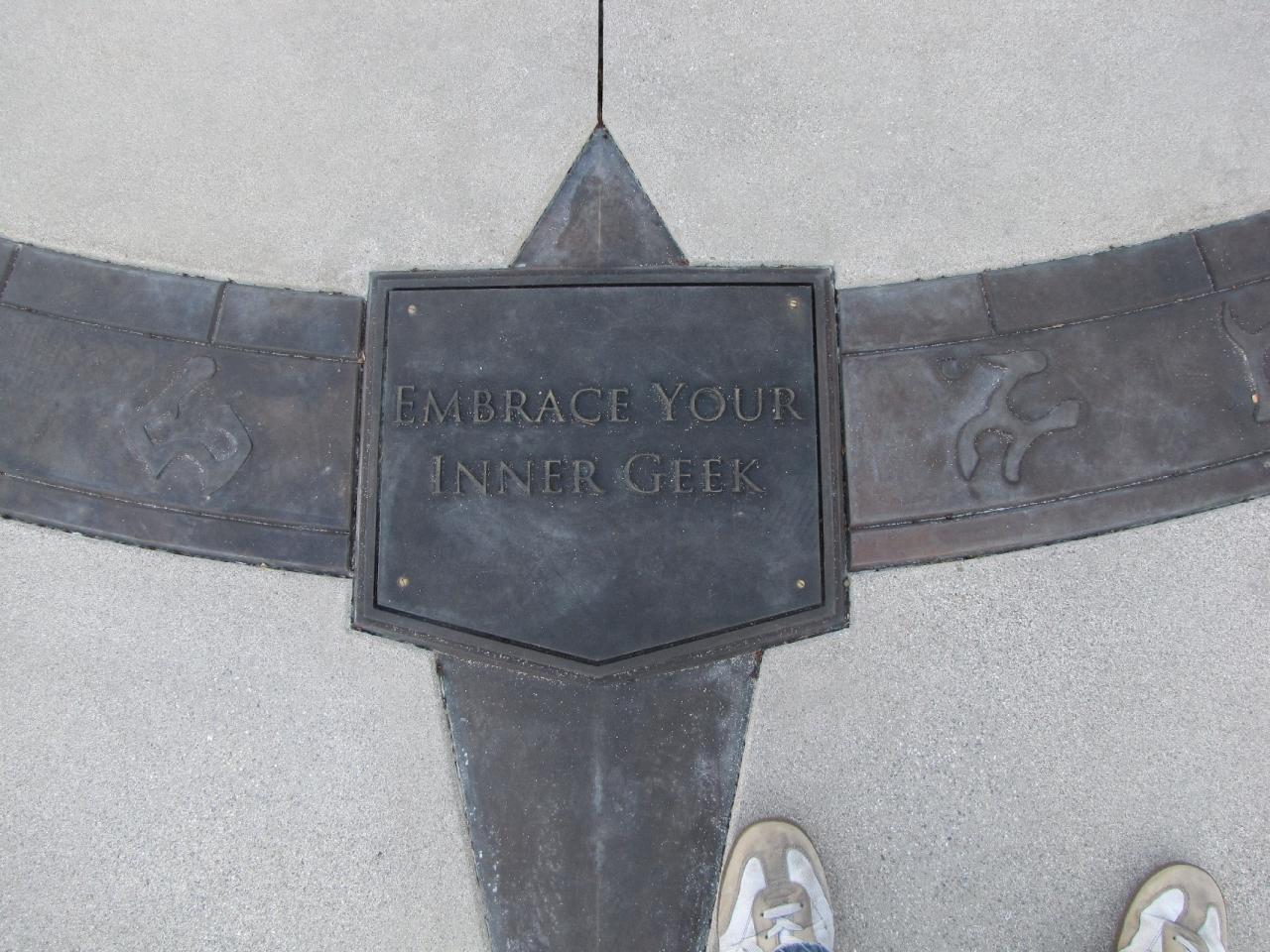 [17/08/2009] Embrace Your Inner Geek (Umarme den Spinner in dir)