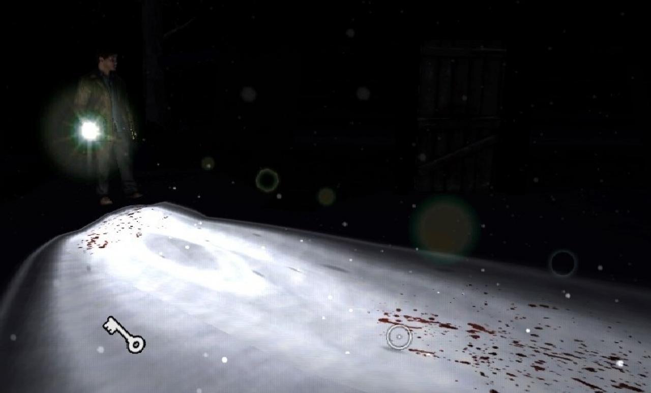 [12/08/2009] Dass uns in Silent Hill: Shattered Memories nicht viele freundliche Gestalten entgegenkommen, wissen wir schon, bevor wir das Spiel beginnen. Doch wenn wir sie auch noch mit einer Taschenlampe beleuchten, macht das das Ganze noch viel schrecklicher.