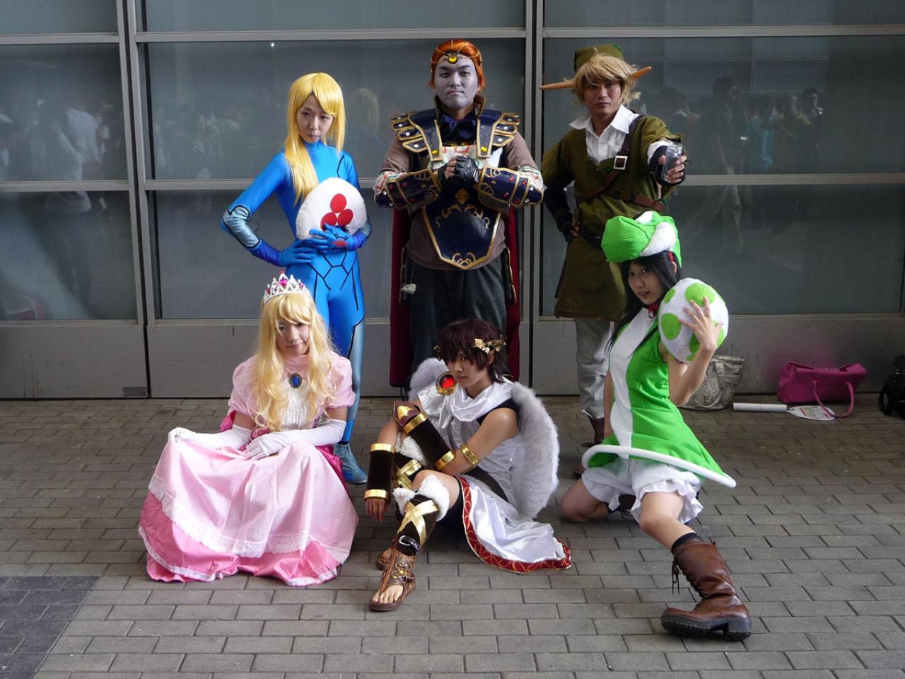 [28/09/2009] TGS 2009: Nintendo Charaktere Cosplay