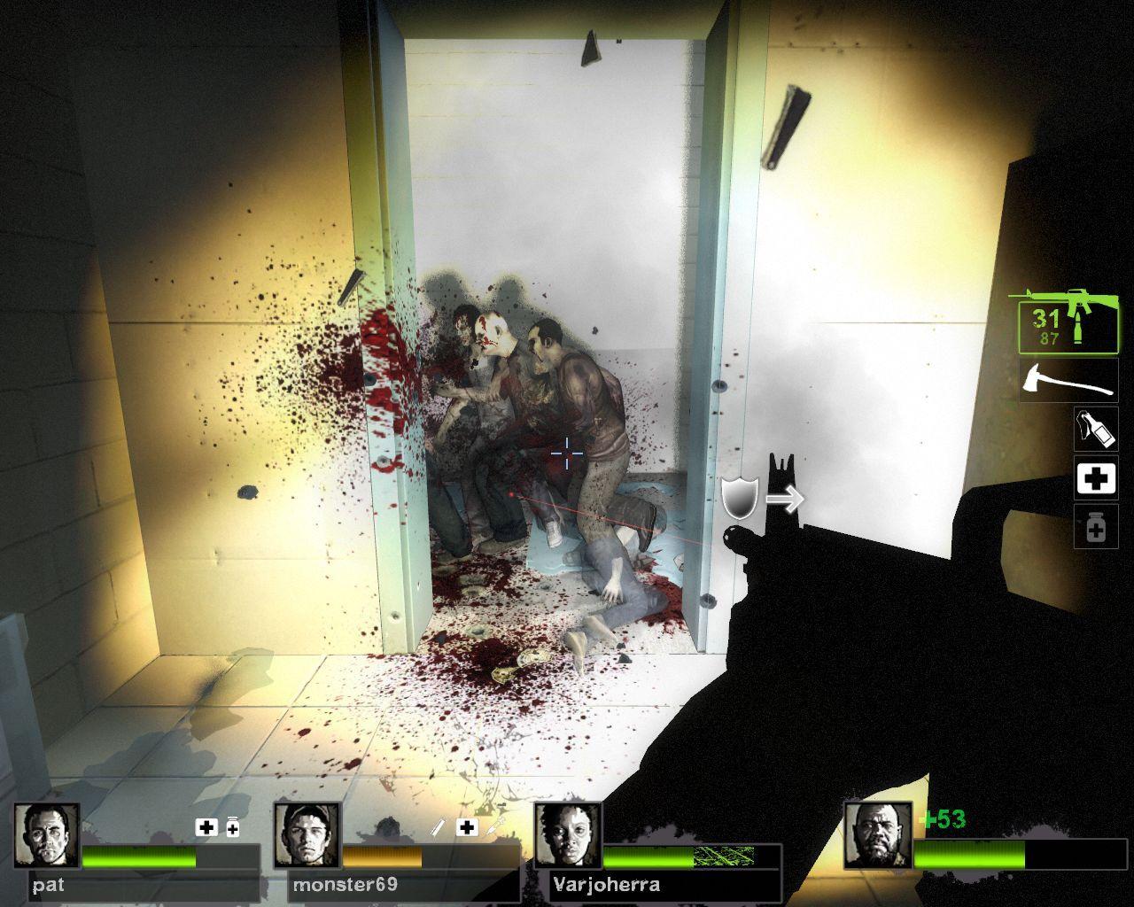 [17/11/2009] Eine Masse von Zombies rennt an unserem Versteck vorbei ...