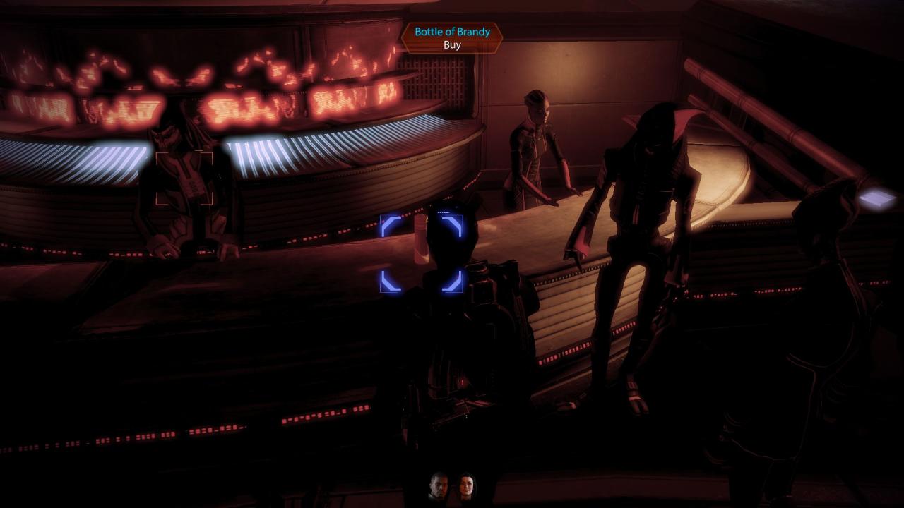 [26/01/2010] 3.1.2 Serrice Eisbrandy: Die Schnapsflasche für Doktor Chakwas finden wir im Club Afterlife auf Omega. Sie steht unmittelbar neben dem Barkeeper auf dem Tresen.