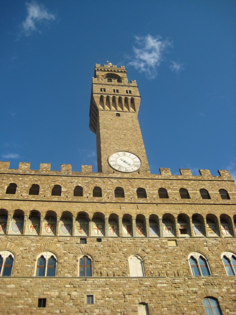 [23/03/2010] Palazzo Vecchio stellt den Mittelpunkt der weltlichen Macht im Florenz des 14. Jahrhundert dar.