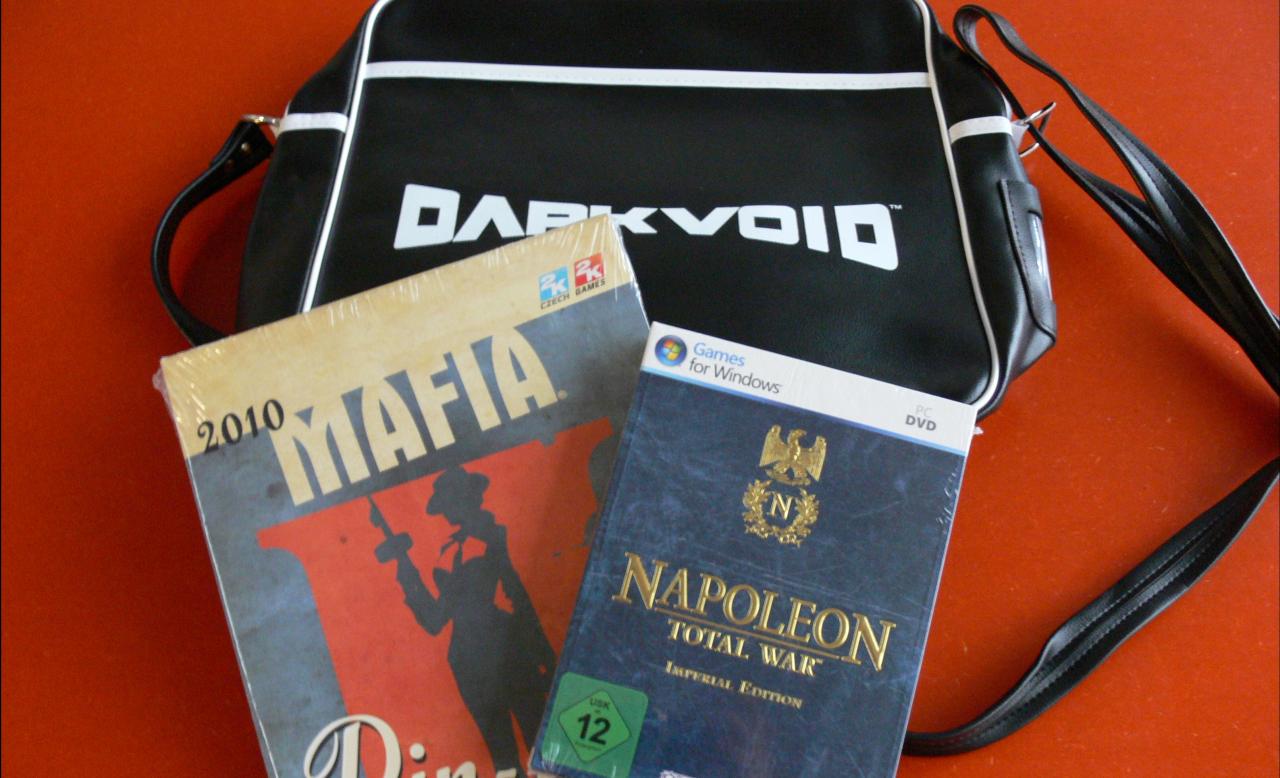 [26/03/2010] Dritter Preis: PC-Spiel Napoleon: Total War - Imperial Edition, Mafia 2 Pin-Up-Kalender, Dark Void-Tasche