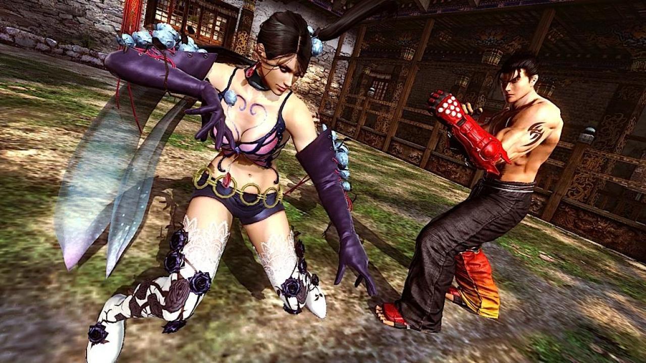 [01/03/2010] Es gehört bei Kampfspielen ja fast schon zum guten Ton, dass die Hintergrundgeschichte mehr oder weniger an den Haaren herbeigezogen ist, aber Tekken macht sich noch nicht einmal da richtig Mühe. Das Turnier wird fast immer von Heihachi Mishima angekurbelt, weil der irgendwen zu sich locken möchte. Der Rest macht mit, weil ihre Freunde mitmachen, weil sie Geld haben wollen, oder weil sie ihr Leben nicht auf die Reihe bekommen, was wirklich nachvollziehbares ist nicht dabei. Aber sogar die Tiere und Holzklötze haben eine Art Motiv, das muss man ihnen lassen.