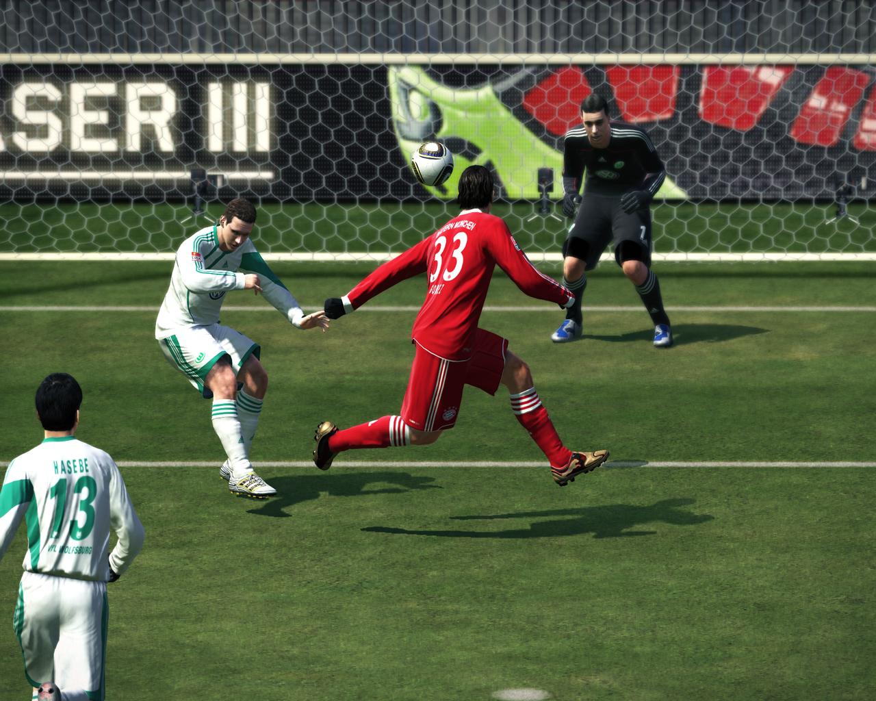[11/05/2010] PES 2010 1.920 x 1536 reseized auf 1.280 x 1.024 mit 16xMSAA und 16xAF inklusive PESedit Patch 2.6 und HD-Emblemen.
