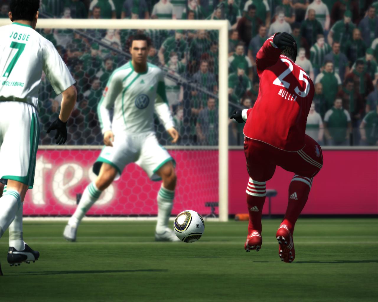 [11/05/2010] PES 2010 1.920 x 1536 reseized auf 1.280 x 1.024 mit 16xMSAA und 16xAF inklusive PESedit Patch 2.6 und HD-Emblemen.