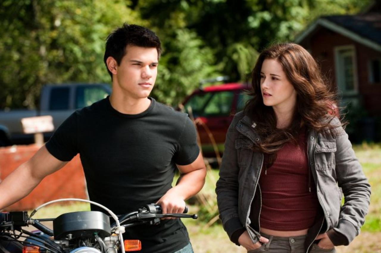 [21/05/2010] Der dritte Teil der Twilight Sage: Eclipse schlägt mit knapp zehn Euro zu Buche. Wir kommen wieder auf fünf Euro für eine Stunde Entertainment.