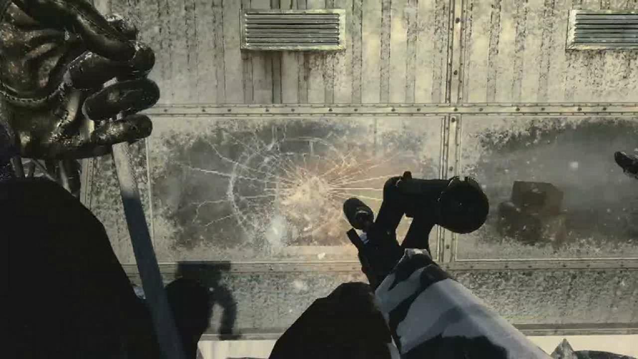 [20/05/2010] Bei Sekunde 0:34 wird im Reveal-Trailer zu Call of Duty 7: Black Ops eine Action-Sequenz präsentiert, die in dieser Form erstmalig im ersten Teil der Kinofilmreihe 