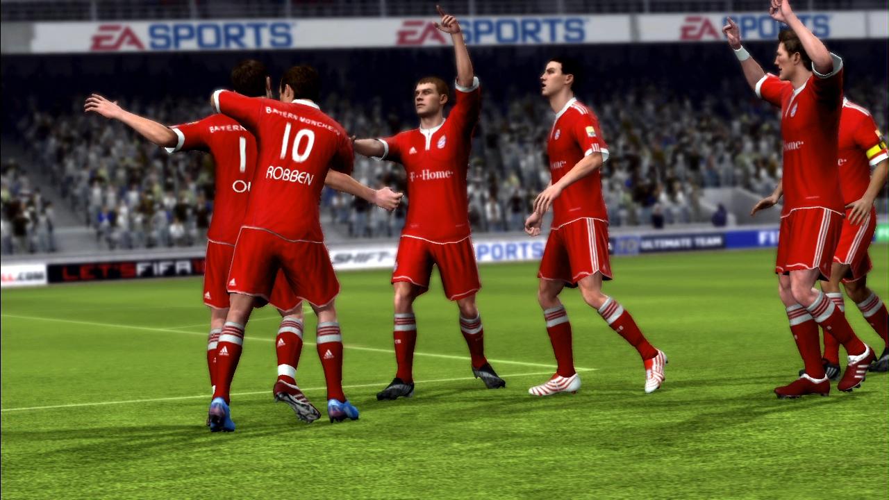 [14/06/2010] Fifa 10 - im direkten Vergleich zu Fifa 11 wird man wenig Unterschiede erkennen. Ein Fifa 20 sieht aber eindeutig besser aus.