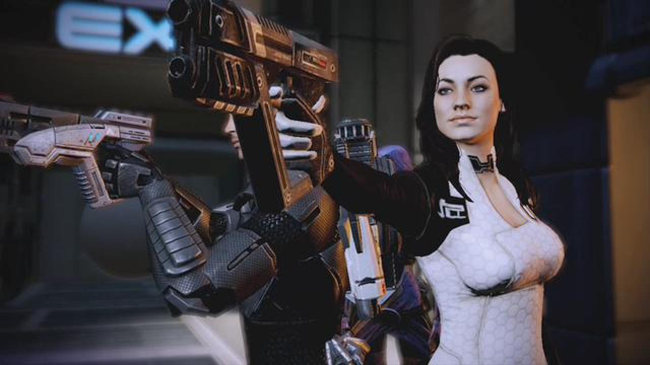 [29/06/2010] Miranda Lawson aus Mass Effect 2 hat zwei ausschlaggebende Argumente: Power und Cleverness.