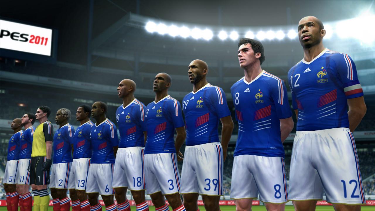 [13/07/2010] Im exklusiven Interview spricht PC Games mit Seabass und Jon Murphy. PES 2011 steht als Thema ganz oben auf der Liste. (6)