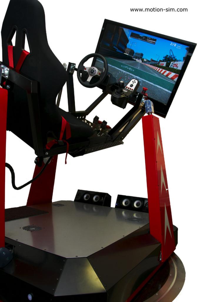 [04/08/2010] Für Motorsportverrückte Gamer ein Traum: Der hydraulische Rennsitz.