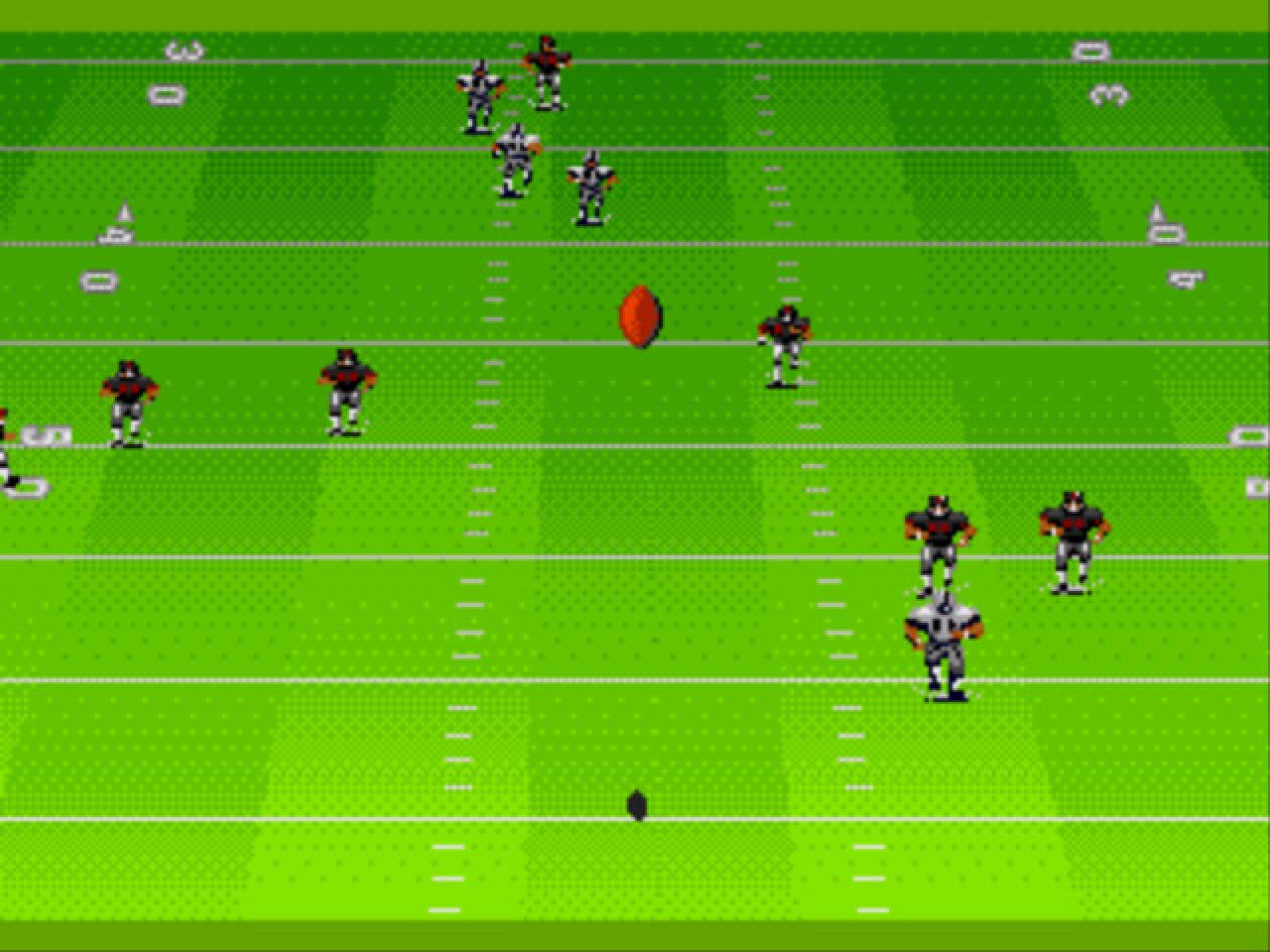 [29/09/2010] (1988) John Madden Football., Electronic Arts[br]Sportspiele sind heute das Steckenpferd von Electronic Arts. Der Publisher ist seit vielen Jahr im Besitz der FIFA-, NFL-, NHL-, und NBA-Lizenz. Ihren Anfang nahm die Geschichte mit John Madden Football, einer Sportsimulation, die in enger Zusammenarbeit mit der gleichnamigen Football-Legende entwickelt wurde.