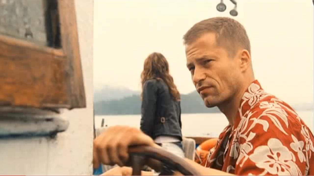 [15/10/2010] Auch Far Cry war nicht sicher vor Uwe Boll. 2008 lieferte er einen Film ab, der mit 3,2 Punkten kaum überzeugen konnte. In der Hauptrolle war übrigens der deutsche Schauspieler Til Schweiger zu sehen - gebracht hat es nicht viel.