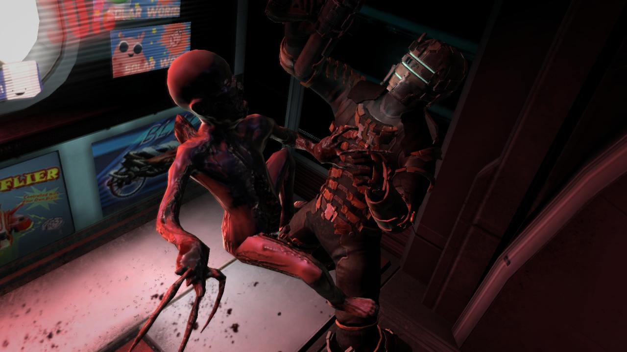[28/01/2011] Kommen Ihnen Gegner zu nahe, geht's in den Nahkampf. Für jedes Monster gibt es eine eigene, grausige Sterbeanimation!