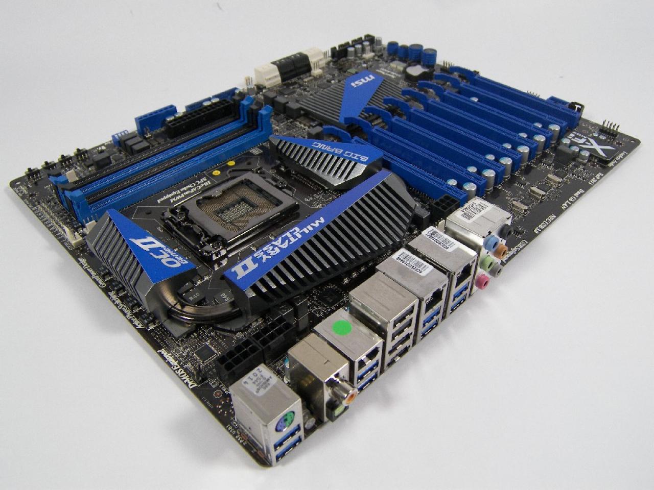[22/02/2011] MSI Big Bang Marshal