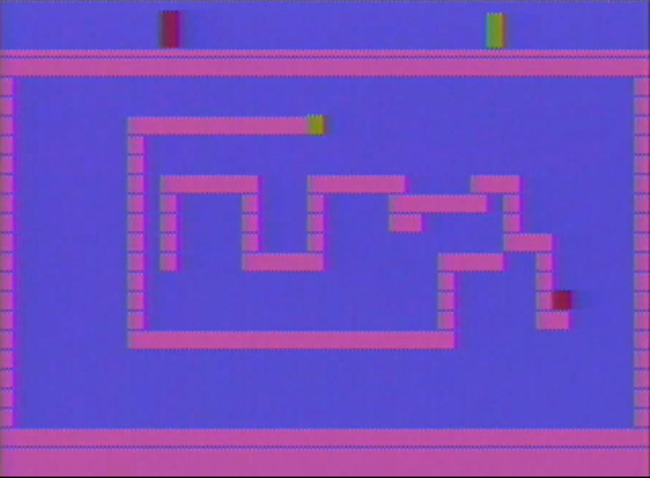 [24/02/2011] Surround (1977)