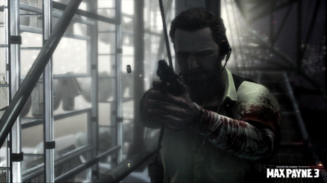 [30/03/2011] Die neue Engine: In Max Payne 3 kommt die RAGE-Engine zum Einsatz, auf der beispielsweise schon GTA 4 lief. Rockstar hat die Engine mittlerweile überarbeitet. Man darf gespannt sein, wie sich der Grafikmotor, der bislang zumeist für Open World-Spiele (auch Red Dead Redemption) verwendet wurde, schlägt.