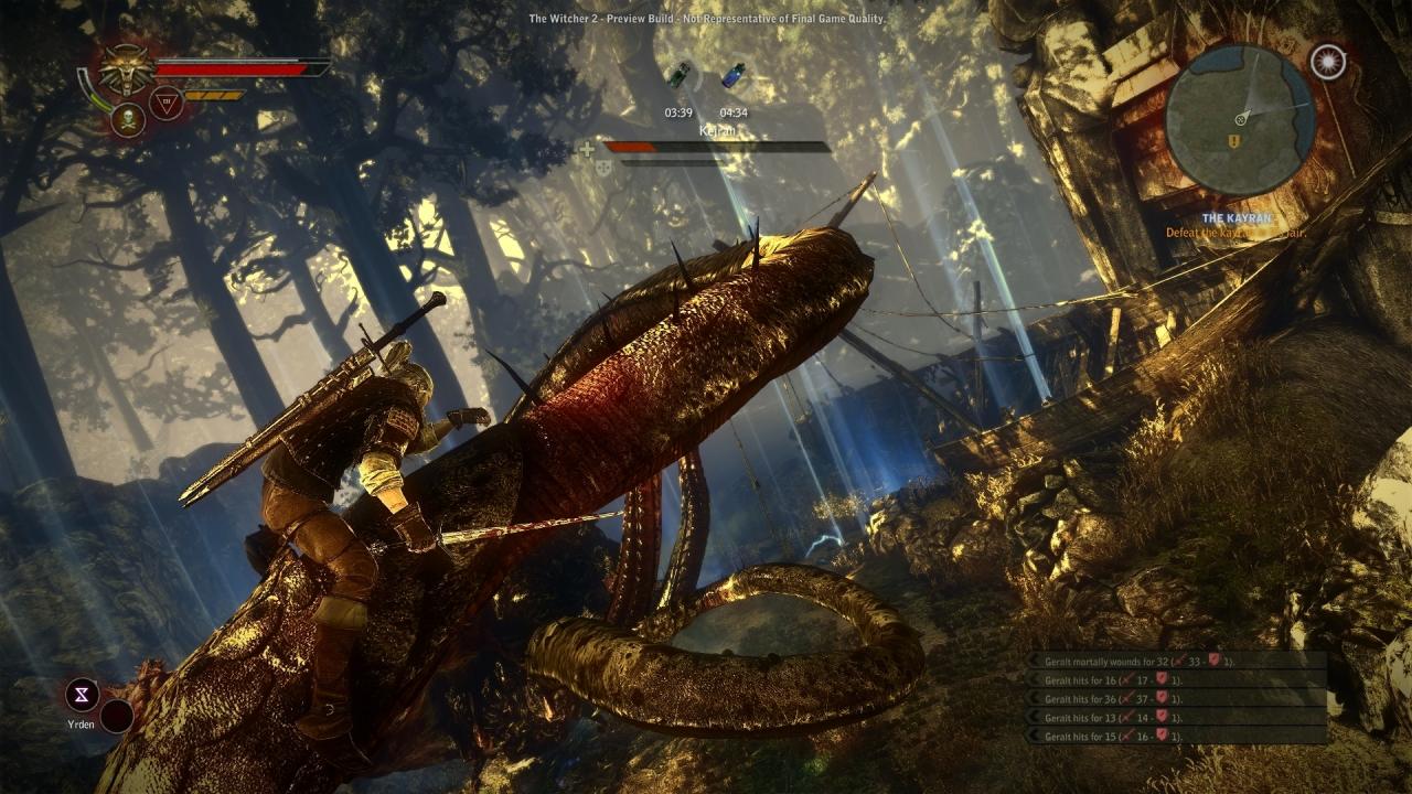 [16/05/2011] Zwar gibt's nur drei große Bosskämpfe, doch die sind für ein Rollenspiel eindrucksvoll in Szene gesetzt. Hier reitet Geralt per simplem Quicktime-Minispiel auf dem Tentakel eines riesigen Sumpfmonsters.