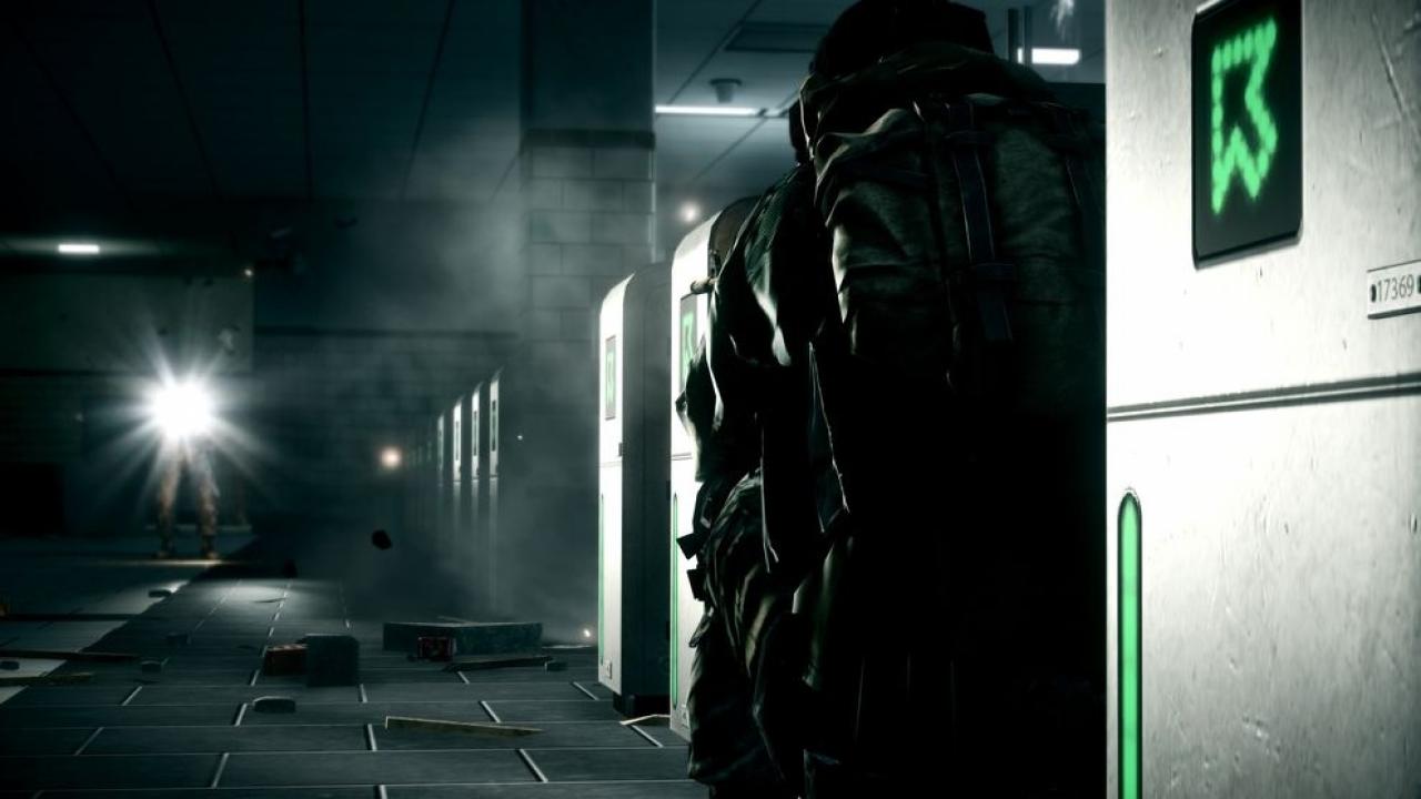 [17/06/2011] Battlefield 3-Fakt zum Multiplayer-Modus Nummer 7: Der Ingenieur (Engineer) bekommt eine realistisch leuchtende Taschenlampe. Dies spricht für dunkle Ecken auf den Maps, in denen das Teamplay des Ingenieurs besonders gefordert ist. Die Lampe eignet sich etwa zur Ablenkung und zum Blenden von Gegnern.