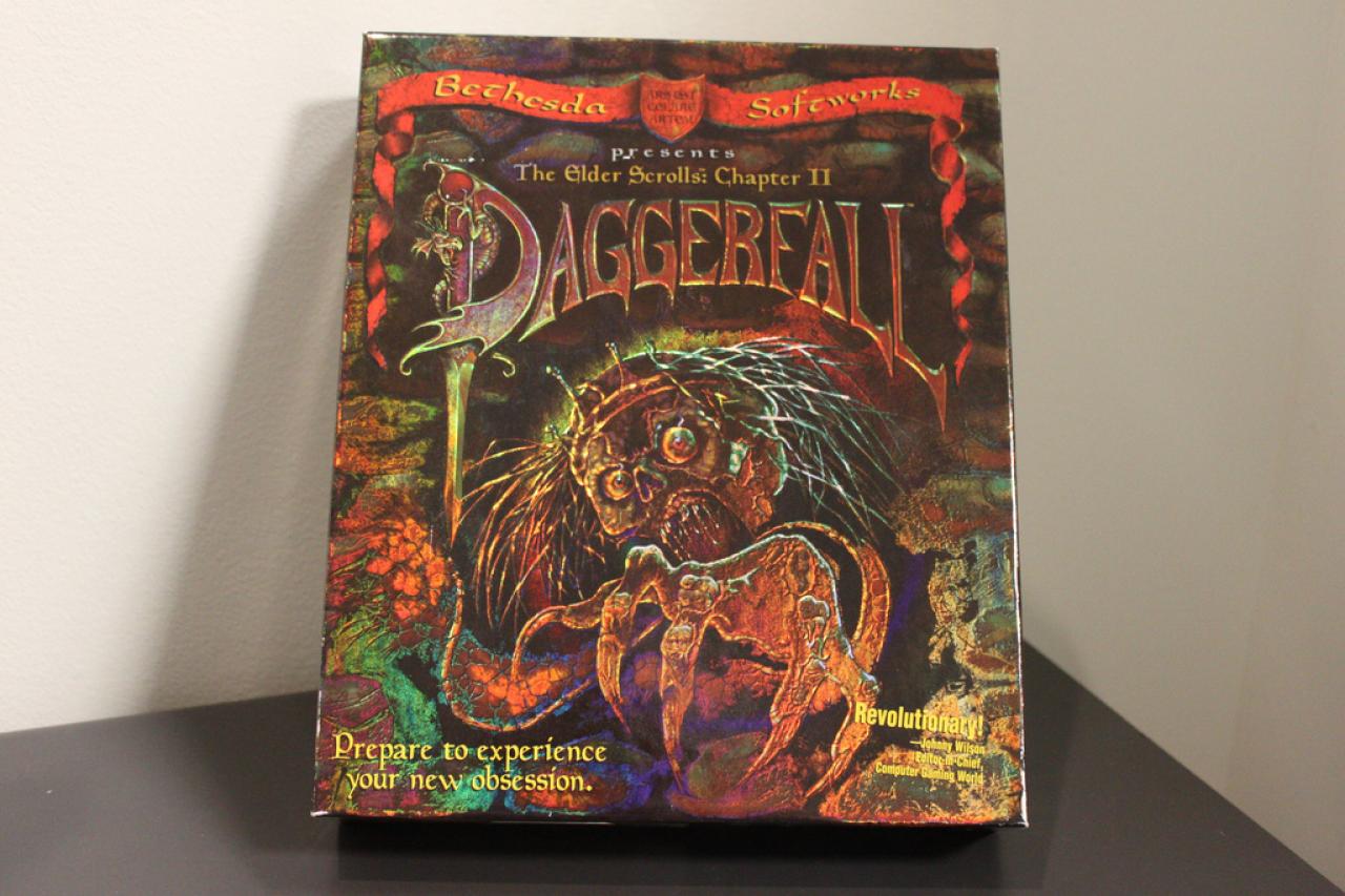 [01/09/2011] Daggerfall: Unboxing-Bilder zum 15-Jährigen Jubiläum. 