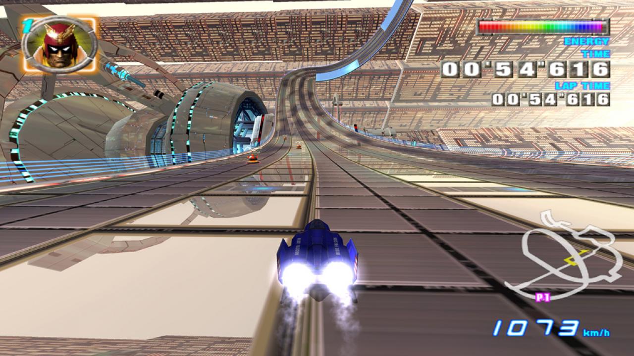 [21/09/2011] F-Zero GX (Gamecube) - Es übt schon einen gewissen Reiz aus mit knapp 1000 Sachen über eine futuristische Piste zu rasen. Am Ende zählt aber der Platz auf dem Podest. Hier liegt das Problem: Aufgrund des wahnsinnigen Speeds und der unübersichtlichen Streckenführung leistet man sich häufiger Fahrfehler - und dann zieht die Konkurrenz an einem vorbei.