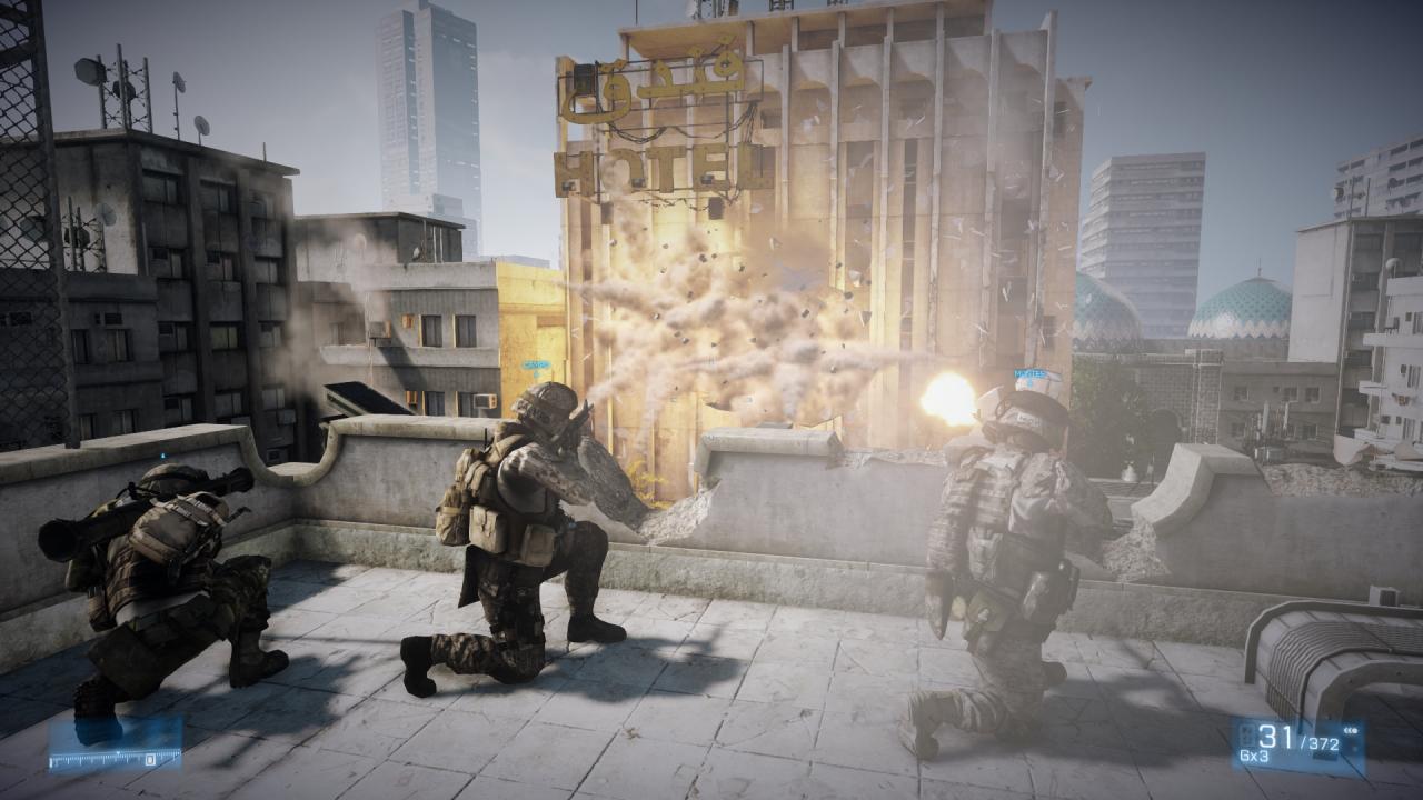 [07/11/2011] Auf den Multiplayer-Karten Teheran und Großer Basar werden Schlachten in Balltefield 3 ausgetragen. Im Iran wurde das Spiel wegen den beiden Maps auf den Index genommen.