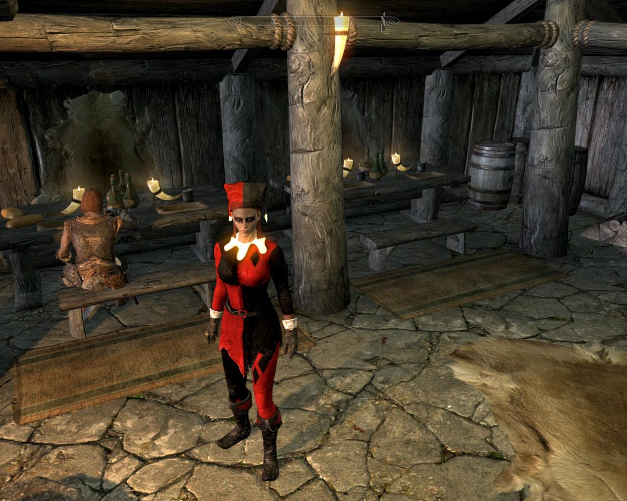 [17/12/2011] Skyrim-Mod: Harley Quinn Jester Outfit.