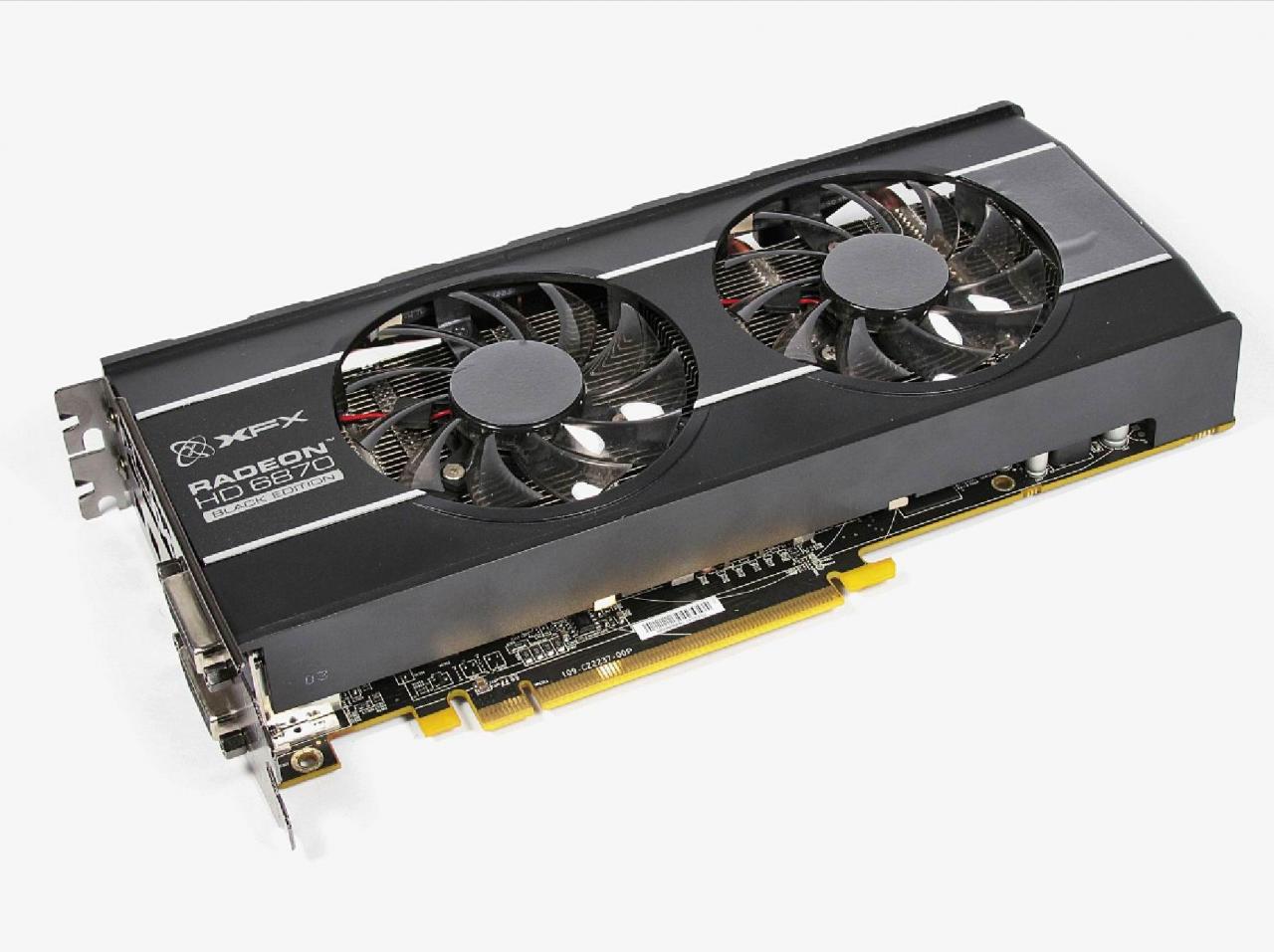 [09/12/2011] In Preis-Leistung die beste Gaming-Grafikkarte unter 150 Euro: die AMD Radeon HD 6870, hier von XFX. 
