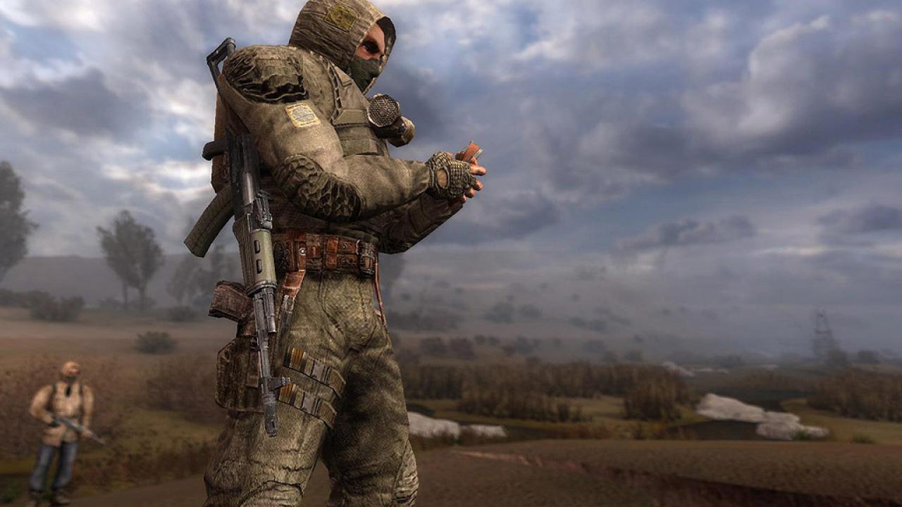 [24/04/2012] Die Stalker-Reihe ist zweifelsohne eine der besten, wenngleich auch nicht fehlerlosen, Ego-Shooter-Reihen der Neuzeit. Ein offiziell zweiter Teil erblickte leider nie das Licht der Welt, auch Konsolen-Umsetzungen gab es keine. Engagierte Fans und Hobby-Programmierer schufen darüberhinaus die Lost Alpha, ein anhand von Entwickler-Assets entwickelte Version von Shadow of Chernobyl, wie das Spiel Anfang der 2000er noch konzipiert war.
