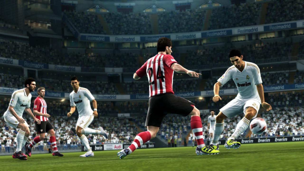 [19/06/2012] Im Vergleich zur EA-Konkurrenz haben Fernschüsse in PES 2013 deutlich mehr Wucht.