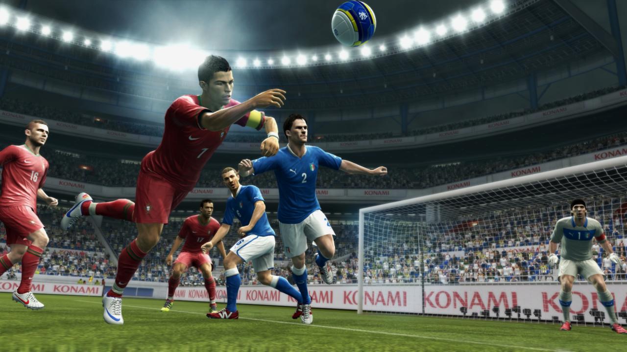 Cristiano Ronaldo mit einem Hechtkopfball