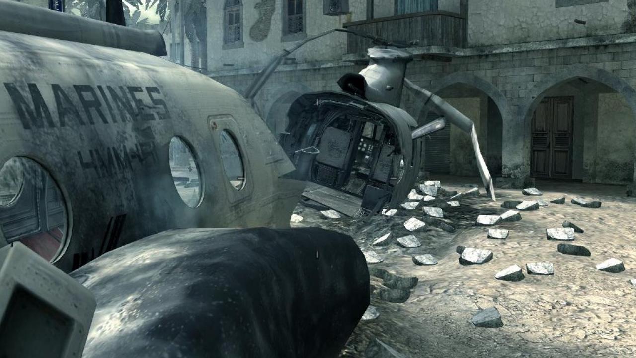 [21/08/2012] Crash (Call of Duty 4: Modern Warfare) - Crash wird auf LAN-Parties und bei Turnieren immer wieder gerne gespielt. In der verwinkelten Map gibt es viele schmale Gänge und Sackgassen - perfekt für einen Hinterhalt. Ihren Namen erhielt die Karte übrigens wegen des abgestürzten Militär-Helikopters. 