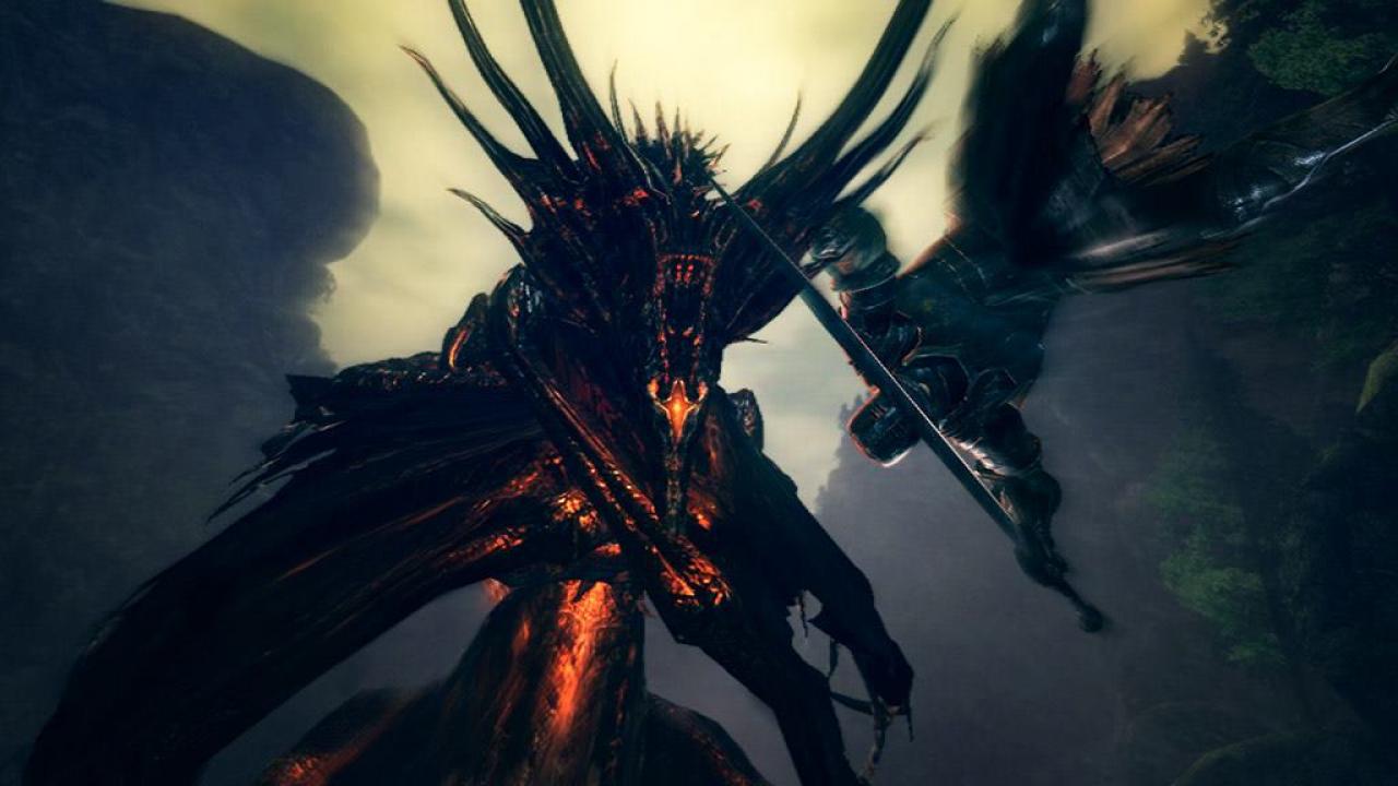 [15/08/2012] Dark Souls erschien quasi als 1:1-Umsetzung auf dem PC. Grafische Verbesserungen suchte man vergebens, auch die Auflösung war auf 720p beschränkt, ebenso die Framerate auf 30 Bilder pro Sekunde. Die Community half mit entsprechenden Modifikationen nach.